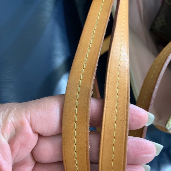 Lena mm Damier Azur
1️⃣1️⃣0️⃣0️⃣ PayPal fee and shipping included - Picture 13 of 16